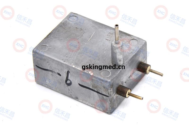 壓(ya)鑄發熱(re)管